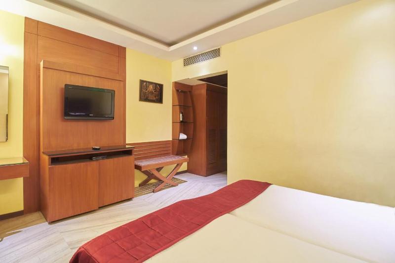Hotel Dee Cee Manor Madras Buitenkant foto